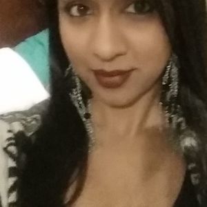 Meet your Posher, Uneesa